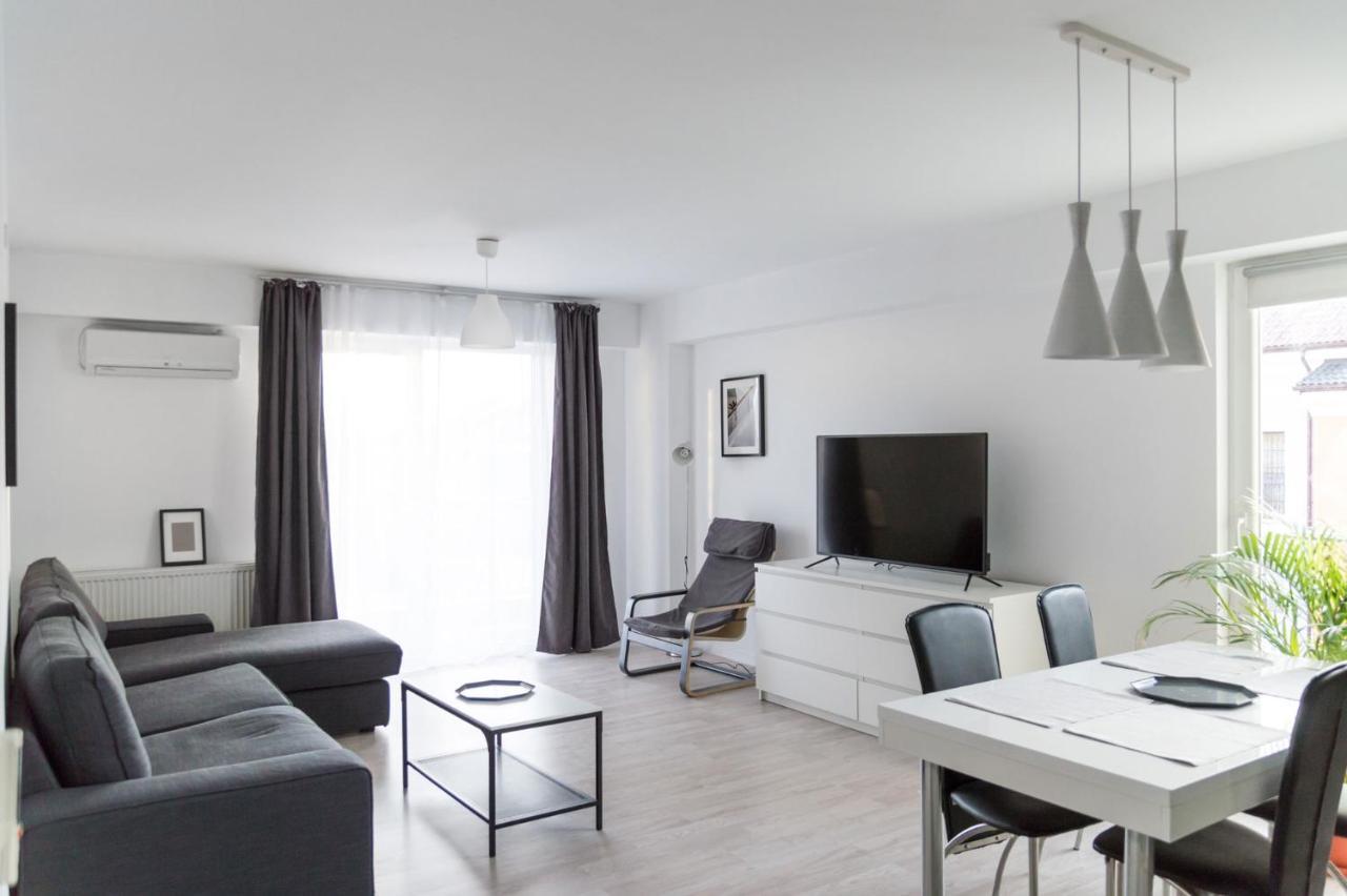 Airport Residence - Apartment Across From Otopeni Airport Eksteriør billede